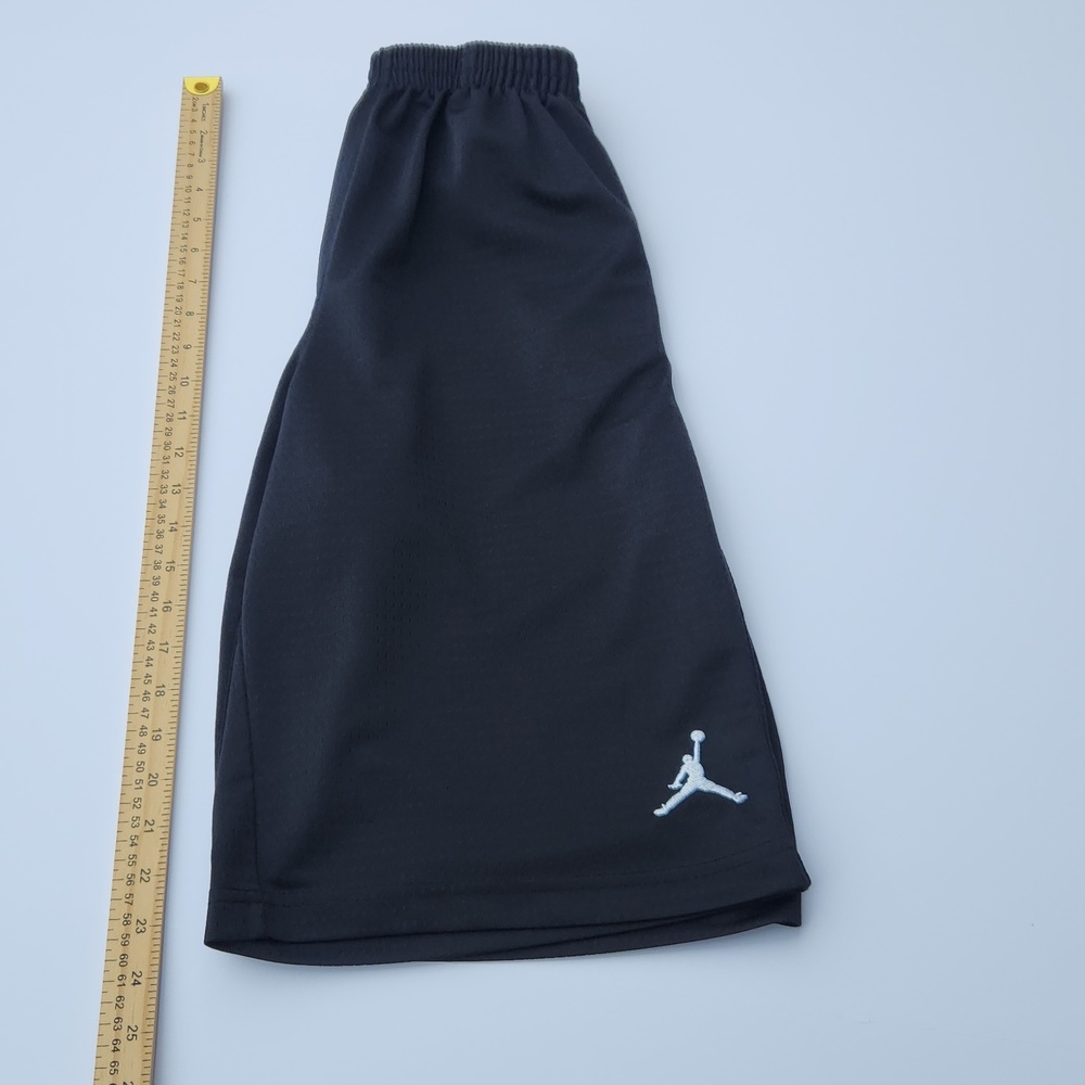 Jordan Boys Basketball Shorts Black – Size XL (13–15 yrs) - Picture 13 of 16